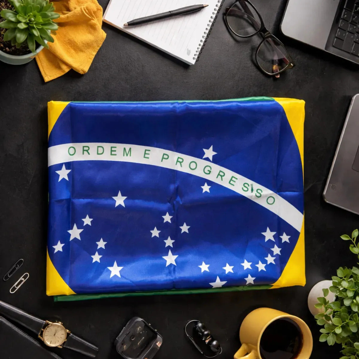 Bandeira Do Brasil Cetim 1,50x0,90cm Copa Frente e Verso Brasil