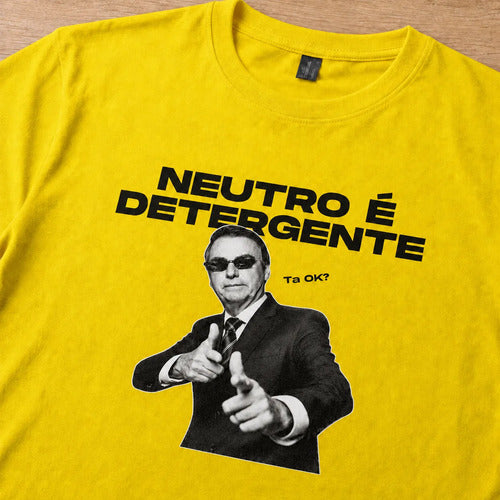 Camiseta Neutro É Detergente - Coleção AcordaBrasil!™