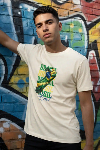 Camiseta Braço Forte Brasil - Coleção AcordaBrasil!™